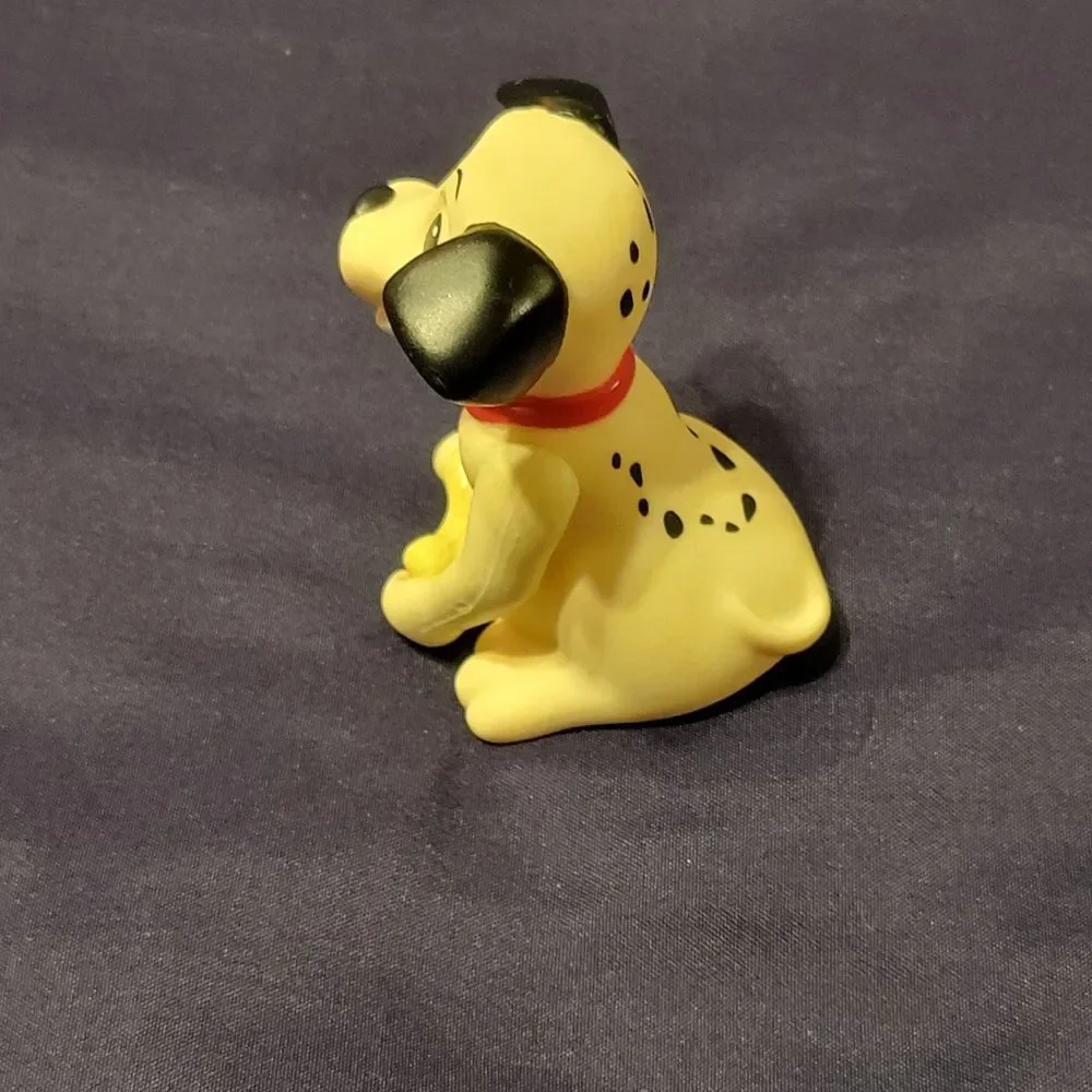1990s VINTAGE DISNEY 101 DALMATIONS PUPPY FIGURE WITH MOVEABLE BONE